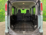普段のお買い物や通勤、送迎等に十分な荷室スペースを確保しております。セカンドシートを倒すと、大きな荷物の積載も可能です♪