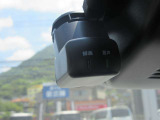 【ドライブレコーダー】万が一に!!いくら安全運転していても、事故に巻き込まれることもあります。万が一のときに証拠として使えます。4万円近くかかるドライブレコーダーが最初から付いてます☆