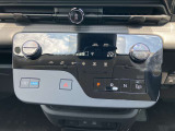 フルオートエアコン 温度設定をすれば自宅のエアコンのように車内の温度をコントロール