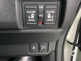☆両側電動スライドドア☆スイッチひとつで運転席からスライドドアの操作が出来ます♪