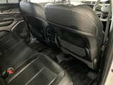 運転席の背面です。