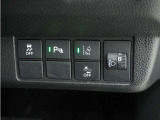 ◆障害物センサー◆車庫入れの時などに近くに障害物がある場合、障害物までの距離を音で知らせてくれます。