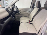 【車内ルームクリーニング済】専門スタッフにより車内はきれいにルームクリーニングを行っております。