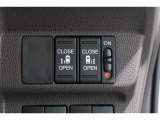◆◆両側電動スライドドア!!荷物で手が塞がる時など簡単にドアの開閉が出来ます!何より力いらずで開閉OK!女性やお年寄りにも優しい♪電動機能はOFFにもできますから元気なお子様の駆け出しも安心!