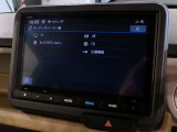 Bluetooth、AM、FM、スマートフォン接続ができます。