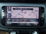 収まりのいい日産純正メモリナビが装備されております♪
