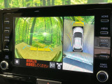 【パノラミックビューモニター】専用のカメラにより、上から見下ろしたような視点で360度クルマの周囲を確認することができます☆死角部分も確認しやすく、狭い場所での切り返しや駐車もスムーズに行えます。