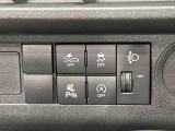 各機能のスイッチ類がセンターに集約され、操作性に優れています♪