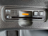 高速道路の利用をスムーズにするETC車載器付きです。