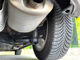 お車を安心してお乗りいただく為には、足回りの定期点検が欠かせません。サービスサポート(有償保証)では無料点検もご提供しており、安心のカーライフをお過ごしいただけるサポート体制が整っています。