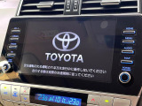 【メーカー純正ナビ】インテリアに溶け込むスタイリッシュな「専用設計」メーカーナビを装備♪視認性や操作性など基本性能にも優れ、より上質なカーライフをお楽しみいただけます。