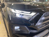 LEDヘッドライト装備で夜道もスッキリとした視界で安心して運転出来ます!