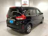 【Honda認定中古車 U-Select】 は3つの安心をお約束します。 1 Hondaのプロが整備した安心。 2 第三者機関がチェックした安心。 3 購入後もHondaが保証する安心。