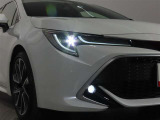 高輝度で点灯速度が速く、しかも消費電力の少ないLEDヘッドライトが装備されています!LEDの明るい光が走行中の視界の確保をサポートして、夜のドライブがより楽しく安全に運転できます♪