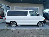 当店のお車をご覧いただきましてありがとうございます。お車についてのご質問やお見積りのご依頼、ご購入にあたってのご相談などお気軽にお問い合わせ下さい!