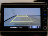 バックカメラ搭載です!車庫入れが苦手な人はもちろん、車両感覚に自信がある人にもお勧めです!見えない箇所が見えるようになるので、低い障害物や隠れてしまっている子供の存在等にも気付く事が出来ます。