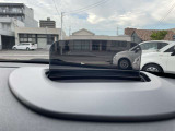 ヘッドアップディスプレイ装備されています。
