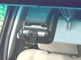 【ドライブレコーダー】ドライブレコーダー装備!走行中はもちろん、あおり運転や事故に遭遇した際、映像で記録し、万一のリスクに備えます。※記録用SDカードはお客様ご自身でご準備いただく必要があります。