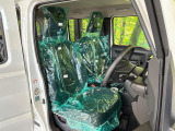 運転席シート廻りは使用感も少なく、良好な状態となっています。丁寧に使われていたことがよくわかりますね。