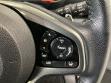 【アダプティブ・クルーズ・コントロール】予め設定した車速内でクルマが自動的に加減速。 前走車との適切な車間距離を維持しながら追従走行し、高速道路でのドライバーの疲労を軽減してくれる嬉しい機能付♪
