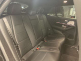 メルセデス・ベンツの定める厳しい基準をクリアしたお車のみをご案内させて頂きます。納車前整備はメーカー規定に基づき当店3Fの指定工場で入念に行なわれます。熟練のメカニックがお客様のお車を整備致します。