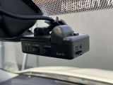 ドライブレコーダーは運転時はもちろんのこと、駐車場内でエンジンを切っている時でも当たった振動を元に電源が自動で入るので当て逃げ防止にもなります。