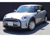 お車詳細や展示状況はフリーダイヤル(0078-6002-317961)または、MINI NEXT城東鶴見06-6933-3298迄お問合せ下さい。