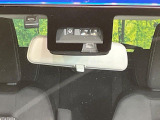 【スズキ セーフティサポート】走行中に前方の車両等を認識し、衝突しそうな時は警報とブレーキで衝突回避と被害軽減をアシスト。より安全にドライブをお楽しみいただけます。
