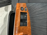 ご納車までの期間ですが、県内のお客様は1,2週間、県外のお客様は2,3週間ほどでご納車が可能となります。但し、お支払いや書類の状況によっては多少の前後もありますので、その際には何卒ご了承下さい。