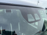 【スマートアシスト】スマートアシストは、前方車両や歩行者を検知して衝突回避を支援する先進安全システムです。事故リスクを低減し、安心してドライブを楽しめます。