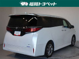 色は人気のプラチナホワイトパールマイカです。