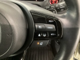 【アダプティブ・クルーズ・コントロール】予め設定した車速内でクルマが自動的に加減速。 前走車との適切な車間距離を維持しながら追従走行し、高速道路でのドライバーの疲労を軽減してくれる嬉しい機能付♪