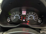 ☆納車までに車両美装など専任スタッフが作業いたします☆ 内装はスチーム洗浄をはじめ、できるだけ気分よくお乗りいただけるよう美装いたします!外装は機械で磨きをかけて、ワックスコーティングをかけています。