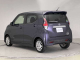【ワイド保証】日産販売店の中古車には、無料で保証が付いています。走行距離無制限で、無料保証期間は1年間から。品質に自信があるから実現した、日産ならではの保証です。