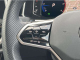 同一車線内全車速運転支援システム「Travel Assist」機能を装備。前を走行中の車両に一定の間隔で追従停止発進を自動で制御し、走行中の安全確保と疲労軽減に効果があります。