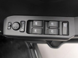 納車前に12ヶ月点検・エンジンオイル交換・ バッテリー交換・ワイパーゴム交換・キーレス、キーフリーの電池交換を実施しております。ダイハツの整備士がきっちりと点検したお車をお届けいたします!