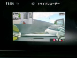 ナビ連動ドライブレコーダーですので、簡単にモニター画面で確認出来ます。