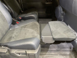 【オットマン】オットマン装備のシートなので長距離ドライブも快適にお乗りいただけます♪