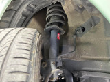お車を安心してお乗りいただく為には、足回りの定期点検が欠かせません。サービスサポート(有償保証)では無料点検もご提供しており、安心のカーライフをお過ごしいただけるサポート体制が整っています。