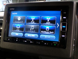 CD、DVD、Bluetooth、AM、FM、スマートフォン接続ができます。