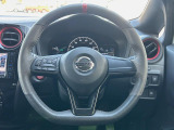【純正革巻きステアリング】上質な革を使用することで、手にしっかり馴染みとても運転しやすいハンドルです♪
