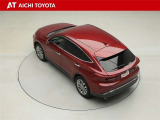 大きなバックドアは、楽々開閉の電動式を採用しています。運転席やスマートキーから開閉操作ができます。