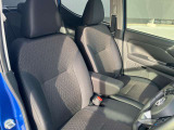 クッション性能が高く、程よく体をホールドしてくれるフロントシートなので、ゆったりとした運転を楽しんで頂けます。