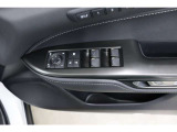 運転席ドアスイッチ回りの画像です。