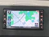 高性能で使いやすい日産純正ナビゲーションです。フルセグTVも鑑賞出来るしBluetooth機能付なのでお手持ちの携帯電話でハンドフリー通話も出来ます。
