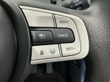 アクセルから足を離しても設定したスピードを保ち走行し、高速道路での疲労軽減に役立つクルーズコントロール付きです!