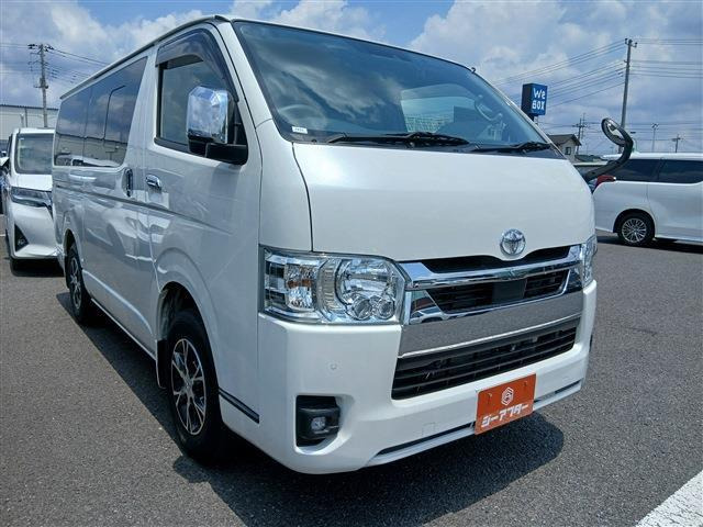 トヨタ ハイエースバン 