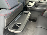 ご納車の後のお手入れが楽々なボディーコーティングや、フロントガラスコーティング、下回り錆止め塗装(塩害対策アンダーコート)などもご用意しております。お気軽にご相談下さい