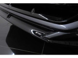 ・TRD Fスポーツパーツエアロダイナミクスパッケージ -フロントスポイラー -エアロダイナミクスミラーカバー -サイドスカート -リヤディフューザー&スポーツマフラー