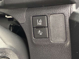 車線逸脱防止装置の「レーンキープアシスト」もついています。万が一のよそ見運転で車線をはみ出しても知らせてくれます♪あると便利な機能ですね!